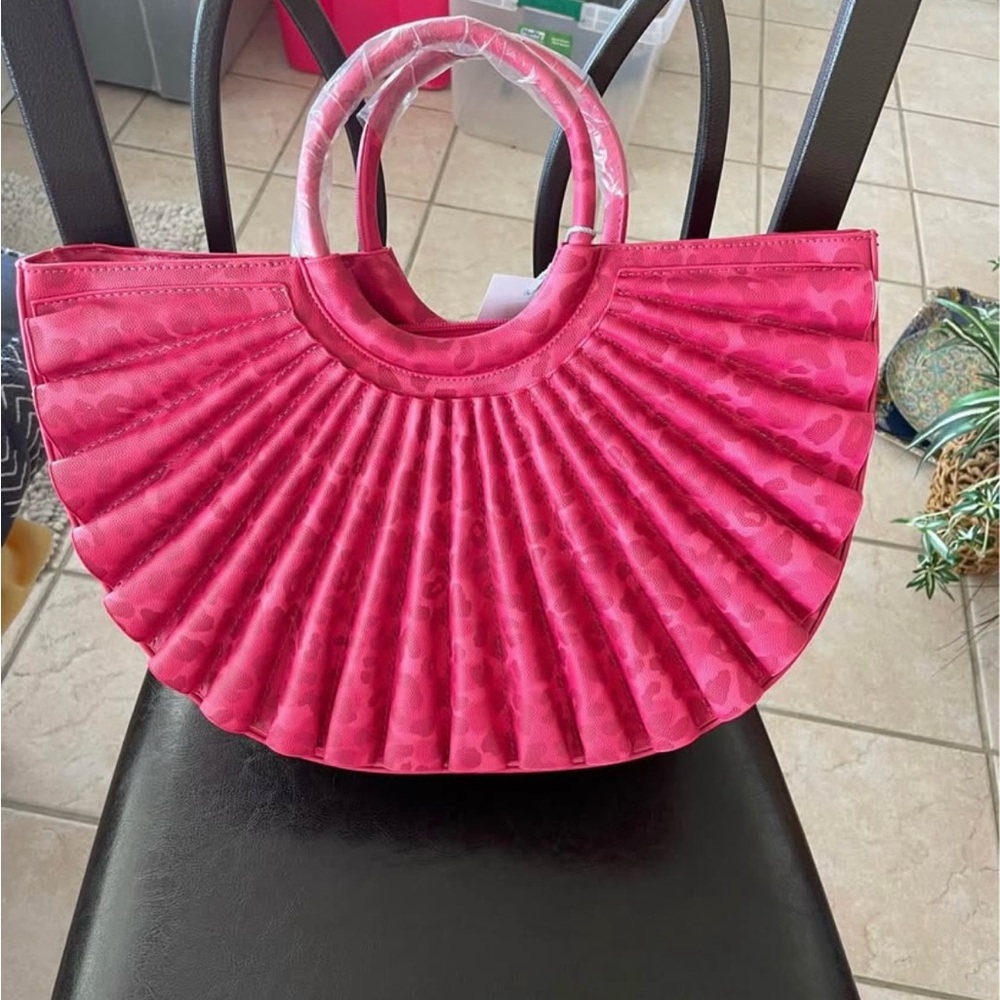 Calin, hot pink, leopard print, peta approved, vegan, pleated purse